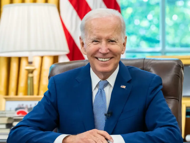 Is Joe Biden's Health Under Scrutiny? Viral Video Sparks Fresh Questions After Trump Hospital Rumours