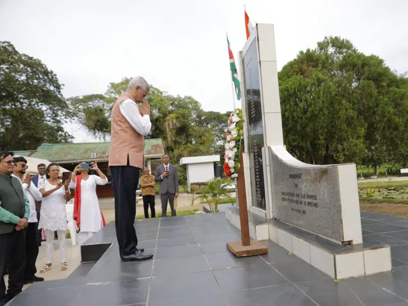 EAM pays tribute at 'Monument for the Fallen Heroes' in Suriname's Mariënburg, recalls Girmitya struggle