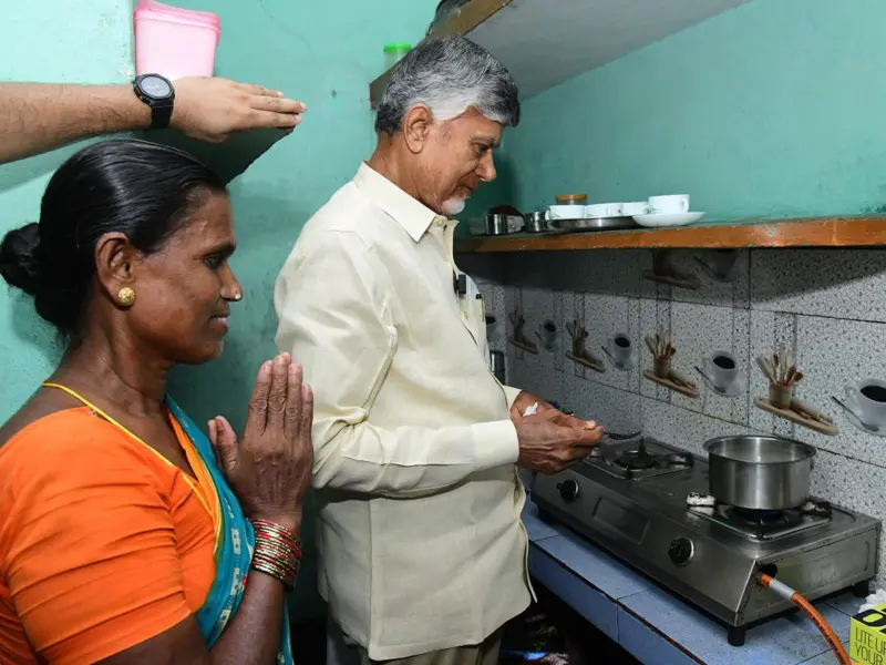 CBN Making Tea @ Commoner's House