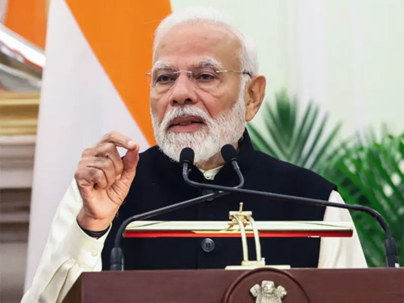 Scrap Sale Beats Space Mission: Modi Govt's October Drive Generates ₹800 Crore, More Than Chandrayaan-3 Cost