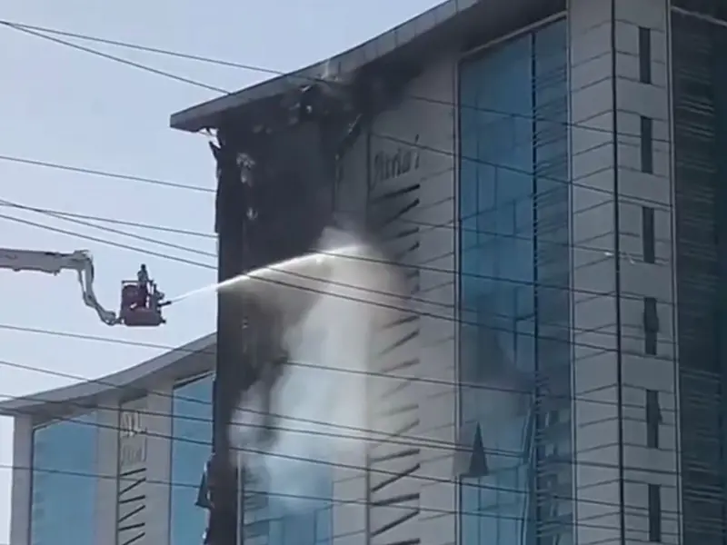 Gujarat: Fire breaks out in building in Vadodara's Gotri area, dousing ops underway
