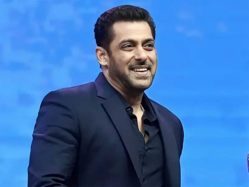 Superstar Honors Commitment Despite Life Threats!