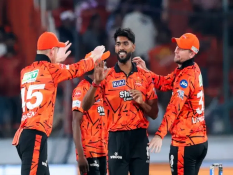 "A dream come true for team": SRH pace bowling coach Varun Aaron on Praful Hinge, Sakib Hussain's performance vs RR