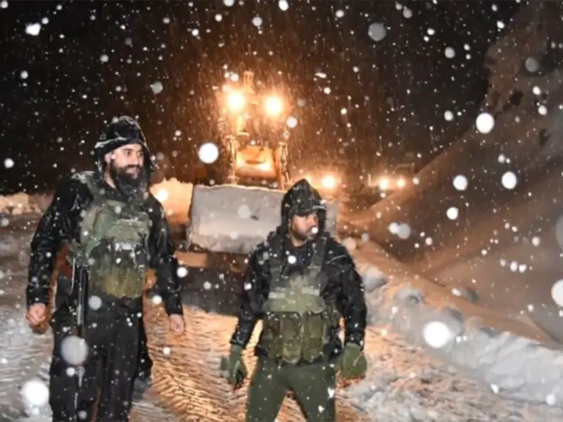 Indian Army rescues 235 civilians stranded at Sinthan Top in Kishtwar due to heavy snowfall