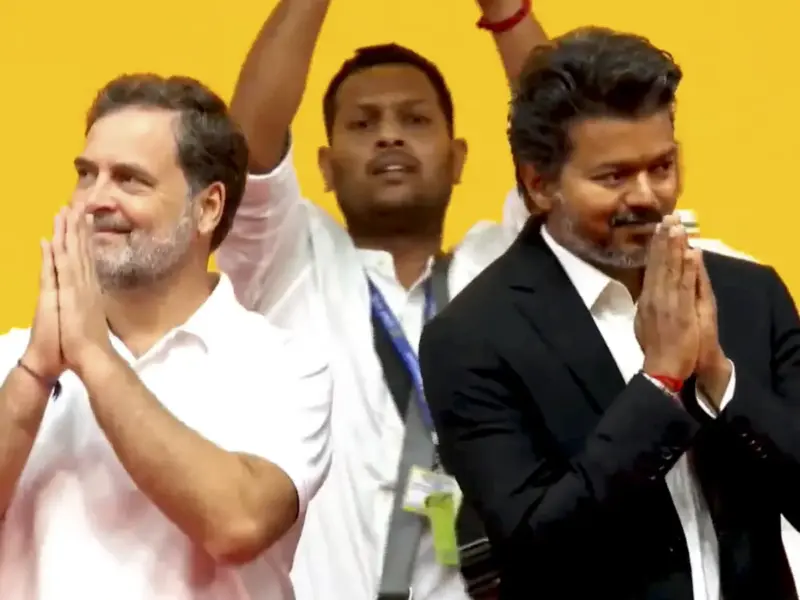 తమిళనాడు సీఎంగా విజయ్ బాధ్యతల స్వీకారం.. ఫోటోలు ఇవిగో