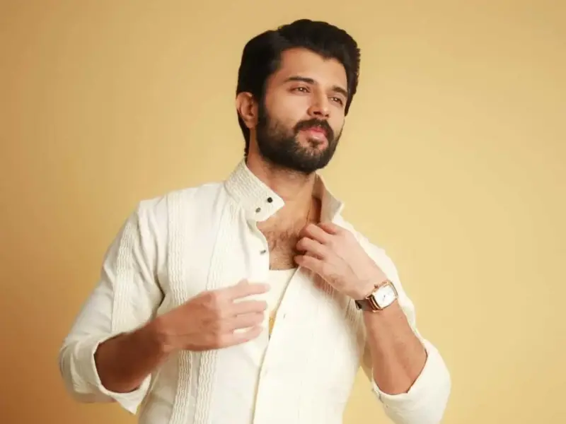 Vijay Deverakonda క్రేజీ కాంబో బేబీ దర్శకుడితో విజయ్ దేవరకొండ మూవీ