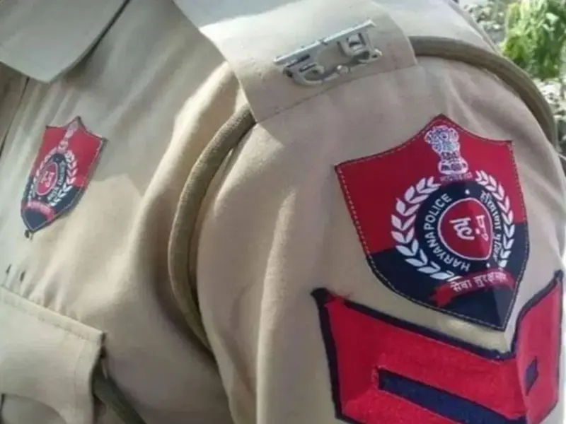 Police Constable Recruitment: The age limit will be calculated from the first day of the month in which the recruitment process begins..