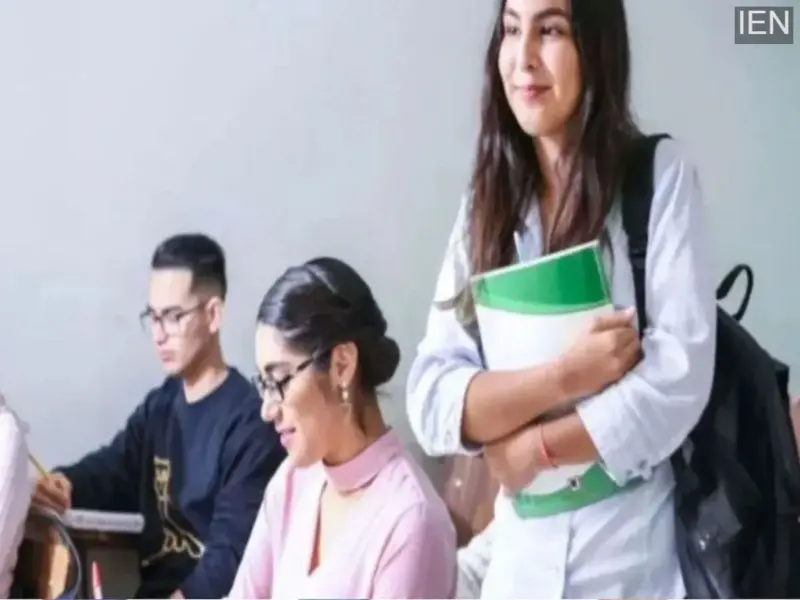 How Much Salary Does a Junior Hindi Translator Earn? Find Out Here