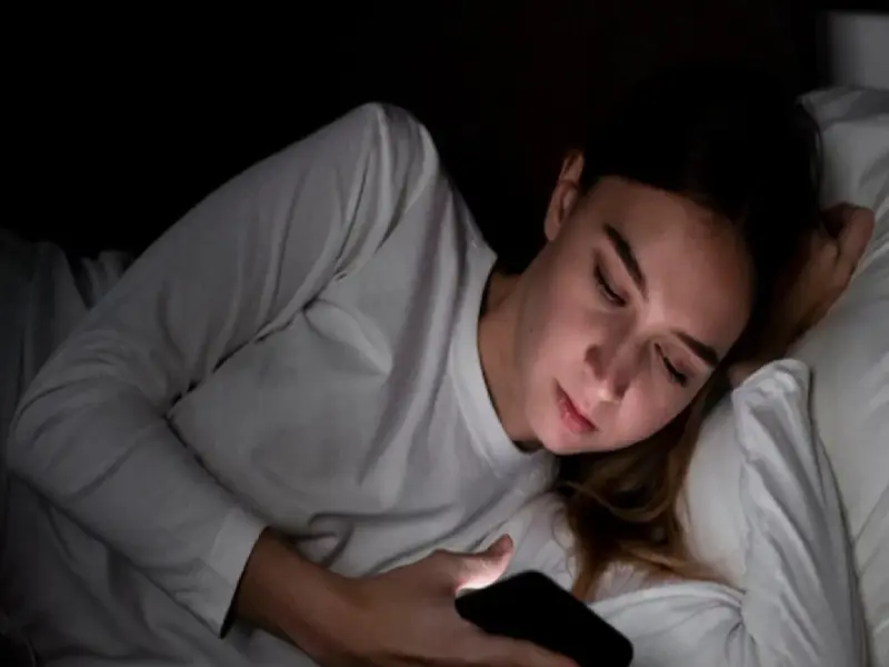 Smartphones Tips: DND पर रहते हुए ज़रूरी कॉल मिस न करें! अपने फ़ोन में करें 'यह' छोटी सी सेटिंग