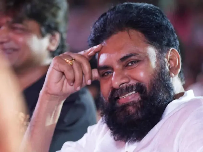 ఇంత నొప్పి ఎలా తట్టుకుంటున్నావ్ పవన్