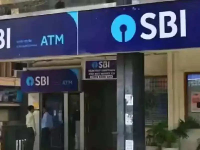 SBI Loan Interest Rates Cut: The dream of owning a house and a car has come true, with the rates effective from December 15th.