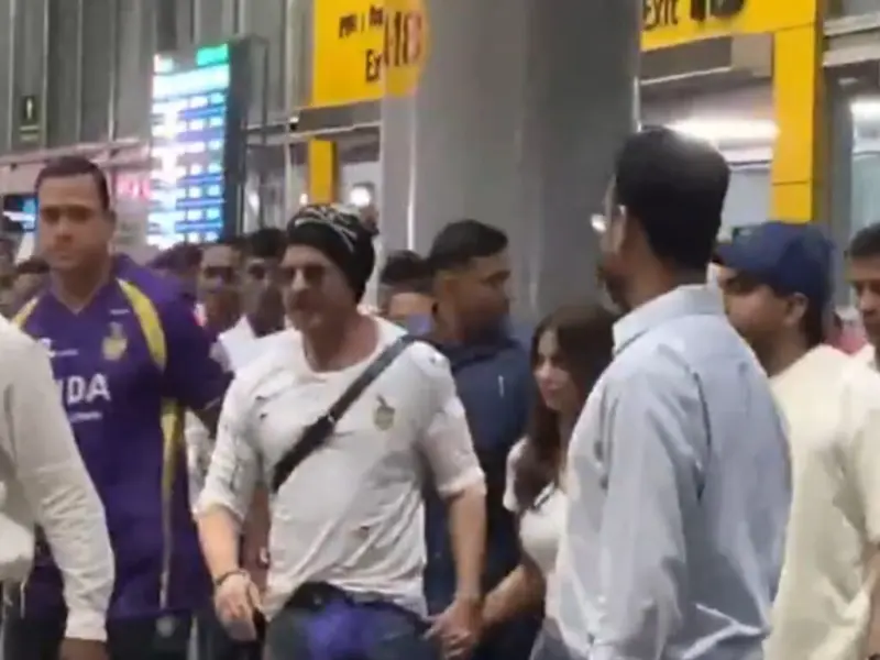 IPL 2026: SRK, daughter Suhana in Eden Garden stands; cheer for KKR