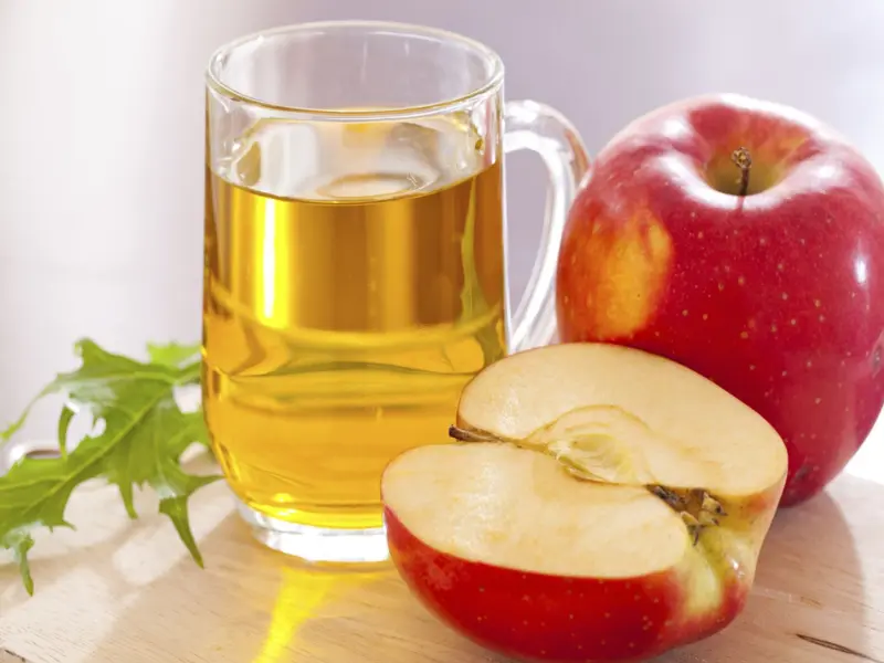 5 Smart Ways to Use Apple Cider Vinegar for Effortless Home Cleaning