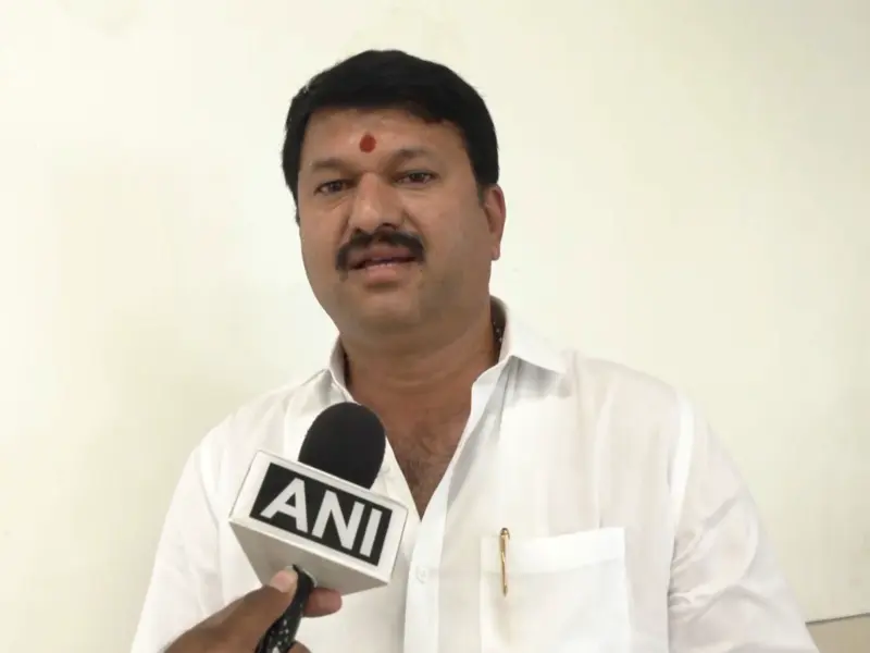 APIIC chairman highlights low-cost land allotment to boost Andhra investments