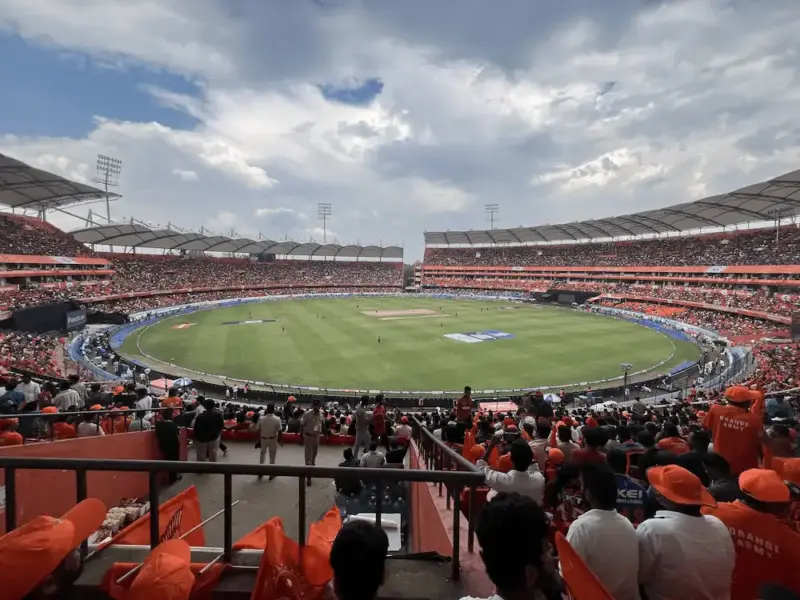 పోలీసుల భారీ భద్రత.. ఈ వస్తువులకు అనుమతి లేదు!