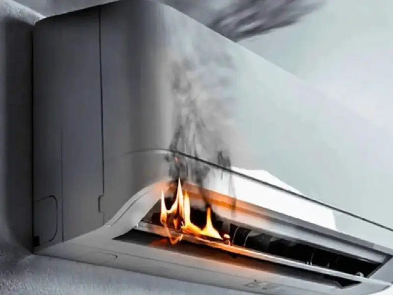 AC Fire Safety: AC से आग और दम घुटने का खतरा! बंद कमरों में ये गलतियां हो सकती हैं जानलेवा, समय रहते हो जाएं सावधान