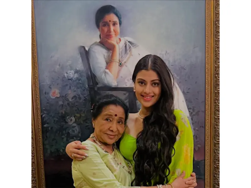 Asha Bhosle undergoing treatment for "extreme exhaustion" and "chest infection", confirms granddaughter Zanai Bhosle
