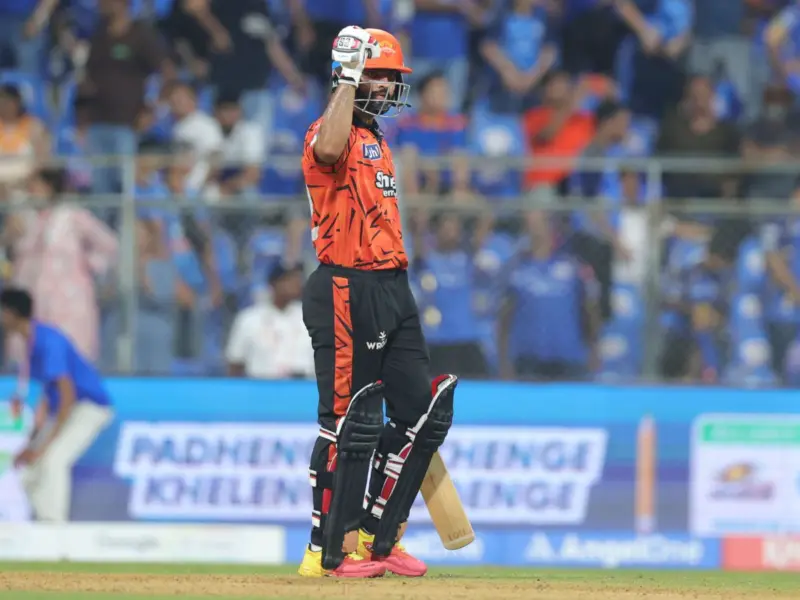 Who is Salil Arora? SunRisers Hyderabad Youngster Goes Viral After No-Look Six Against Jasprit Bumrah in MI vs SRH