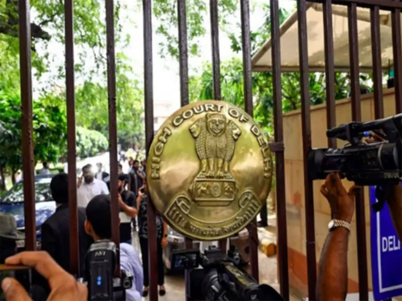 Delhi High Court restores writ petition over passport impounding, cites natural justice breach