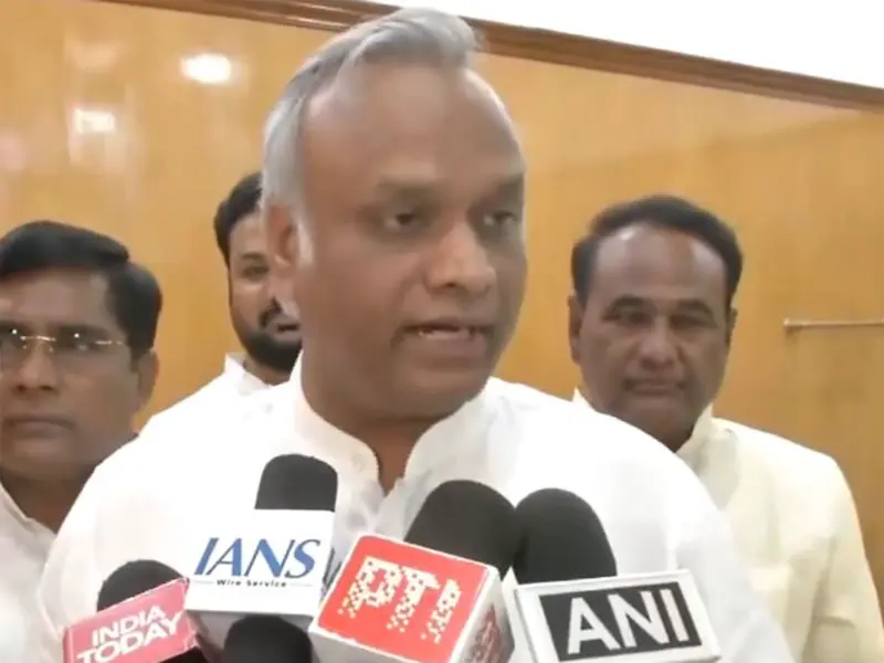 Priyank Kharge calls for public consultation on Women's Reservation Bill draft