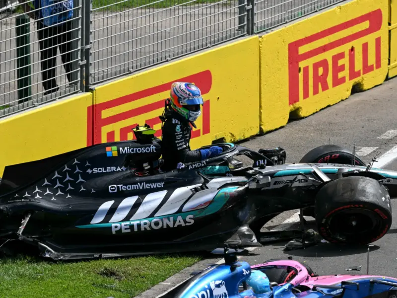 F1 Australian Grand Prix FP3 Report: Kimi Antonelli Suffers Huge Crash as George Russell Tops Chaotic Session
