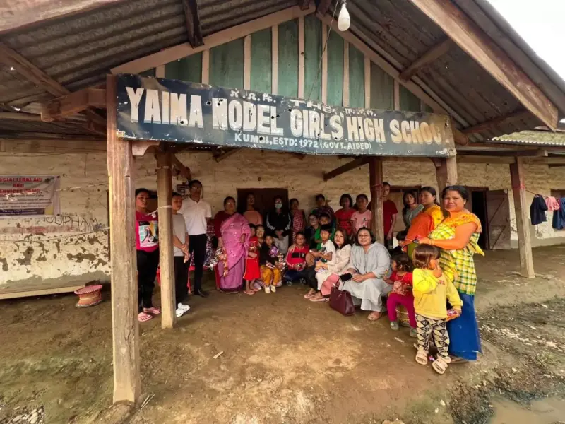Manipur closes 11 relief camps in Kakching; IDPs wary of return