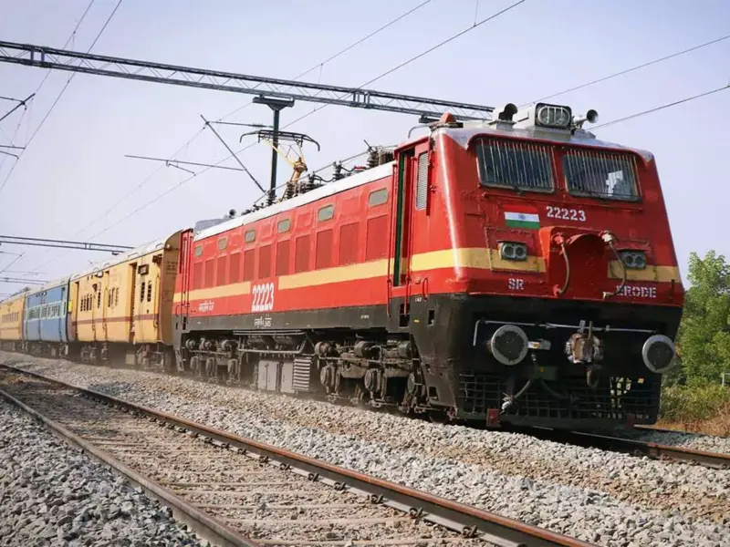 Indian Railways: AC Blankets Unwashed For Months!