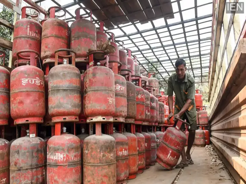 LPG Cylinders Now Come With QR Codes: Scan to Check Full Details and Prevent Fraud