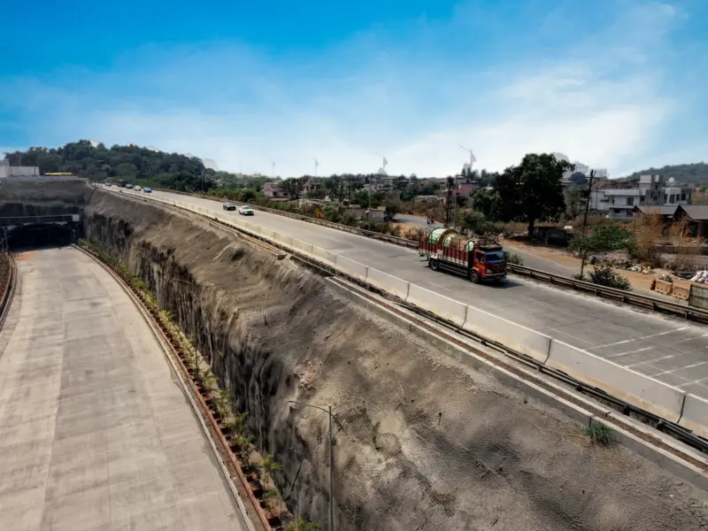 India's first ever advanced crash barrier systems by Godrej installed on Mumbai-Pune Expressway Missing Link