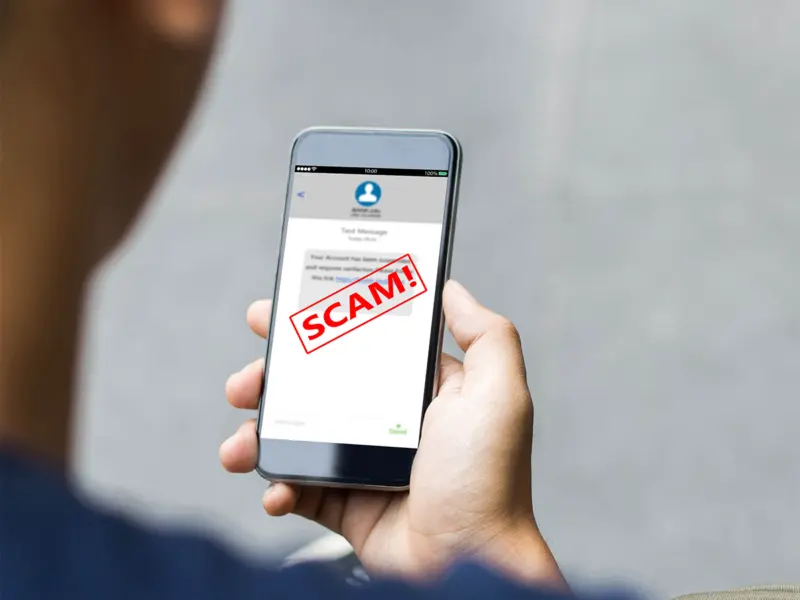 iPhone Scam: Apple Robbed of ₹21 Crs!