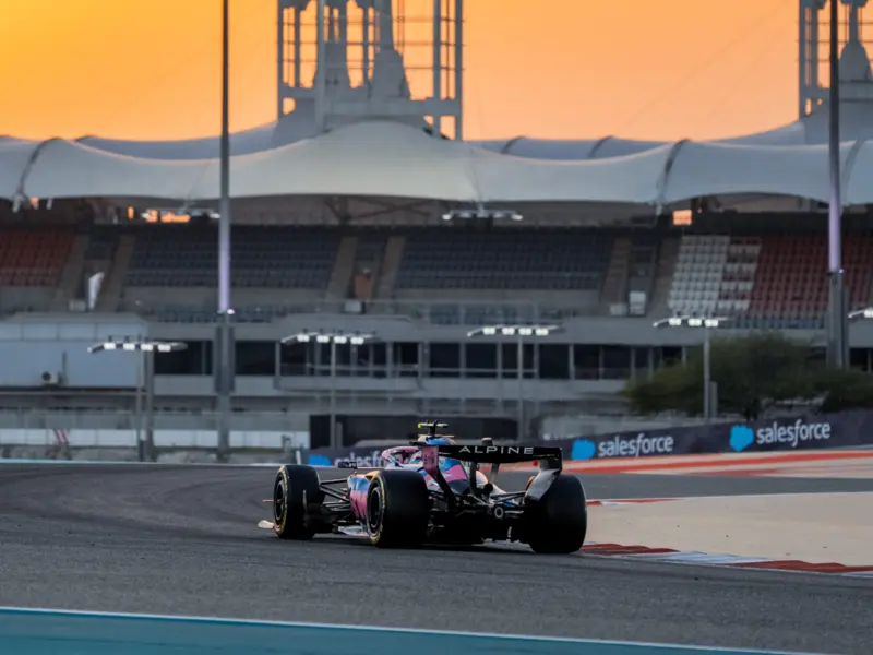 F1 2026: New Lights on Formula 1 Cars Explained - What They Signal During a Race