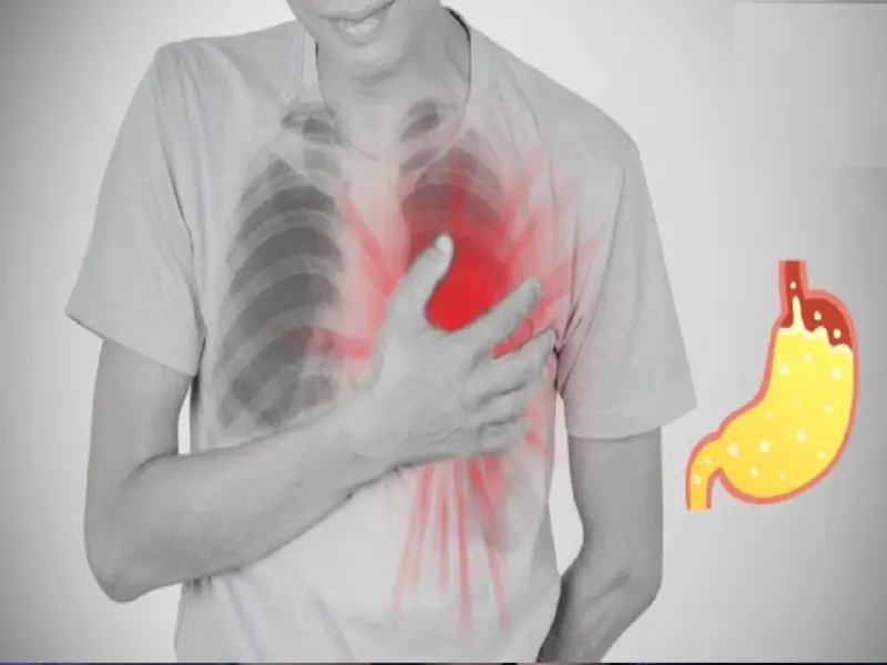 Gas pain vs heart attack: सीने में दर्द जैसा महसूस हो रहा है..यह एसिडिटी है या हार्ट अटैक? आसान शब्दों में अंतर समझें