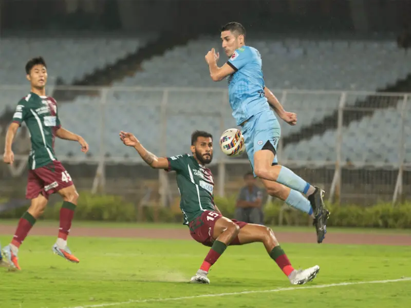 Mumbai City FC move top with 1-0 win over Mohun Bagan Super Giant