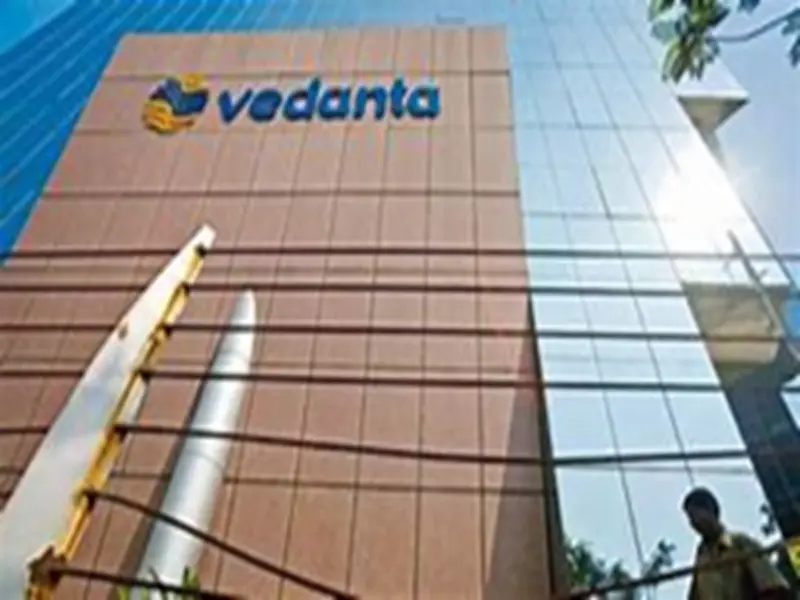 25,096 crores... This company made history by earning a staggering ₹400 crore in the fourth quarter.