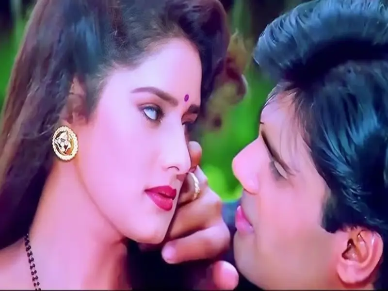 Who is that heroine with whom Sunil Shetty has not spoken for 32 years; both of them had once romanced!