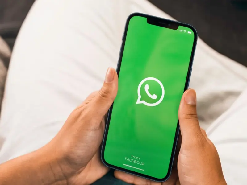 Gujarat moves towards WhatsApp governance: 20 government services can be accessed with just one message from home..
