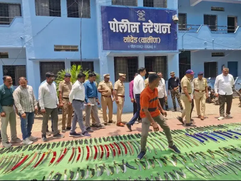 नांदेडमधून ४३ लाखांचा शस्त्रसाठा जप्त