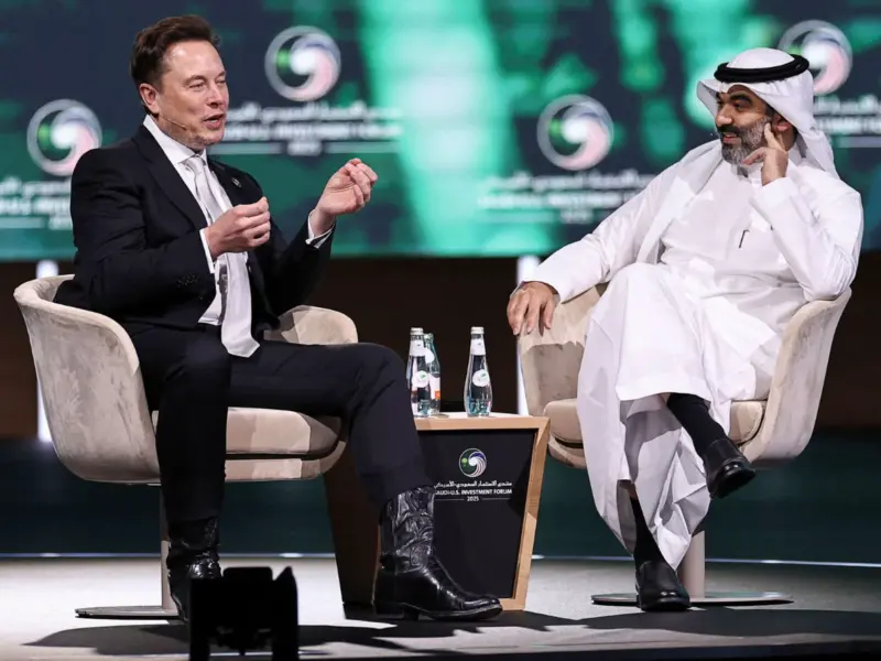 SpaceX in Talks With Saudi Arabia's PIF for $5 Billion Anchor Investment, Company Aims for Record $75 Billion IPO at $1.75 Trillion Valuation - Reports