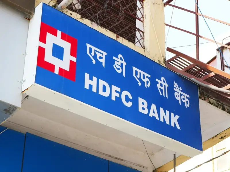 HDFC Bank cash deposit charges: Know fees for depositing cash in current and savings accounts