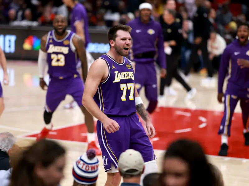 NBA Results Today: Lakers vs Rockets - Luka Doncic 40, LeBron James 30 Seal 7th Straight Win; Atlanta Hawks Extend Winning Streak to 11