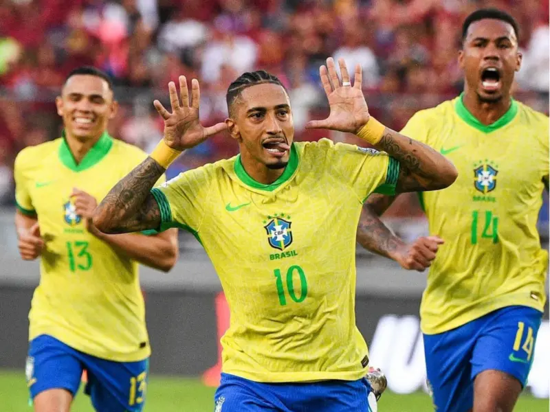 Fact Check: Did Raphinha Call Neymar After Brazil FIFA World Cup Squad Announcement? Emotional Video Chat Goes Viral | WATCH