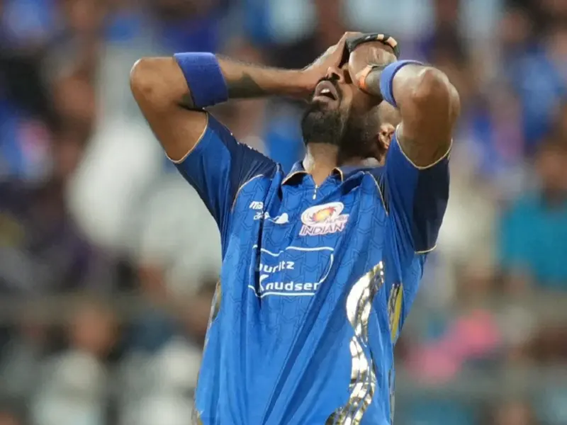 IPL 2019:  मुंबई इंडियंस की प्लेइंग इलेवन से बाहर हुए कप्तान हार्दिक पांड्या