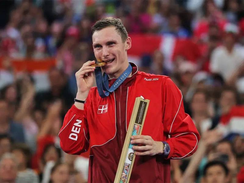 Viktor Axelsen retires from professional badminton at 32