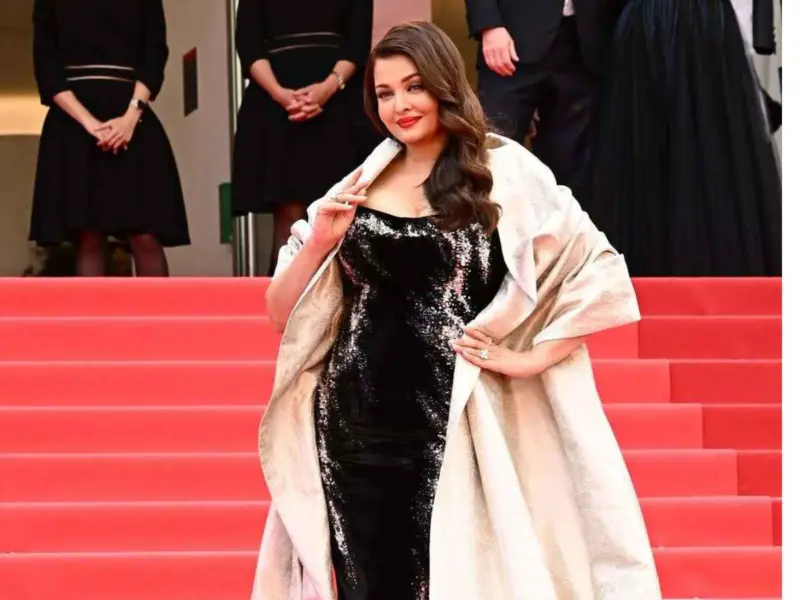 Take A Look At Aishwarya Rai Bachchan's Jaw-Dropping Unseen Clips from Cannes 2025 Red Carpet