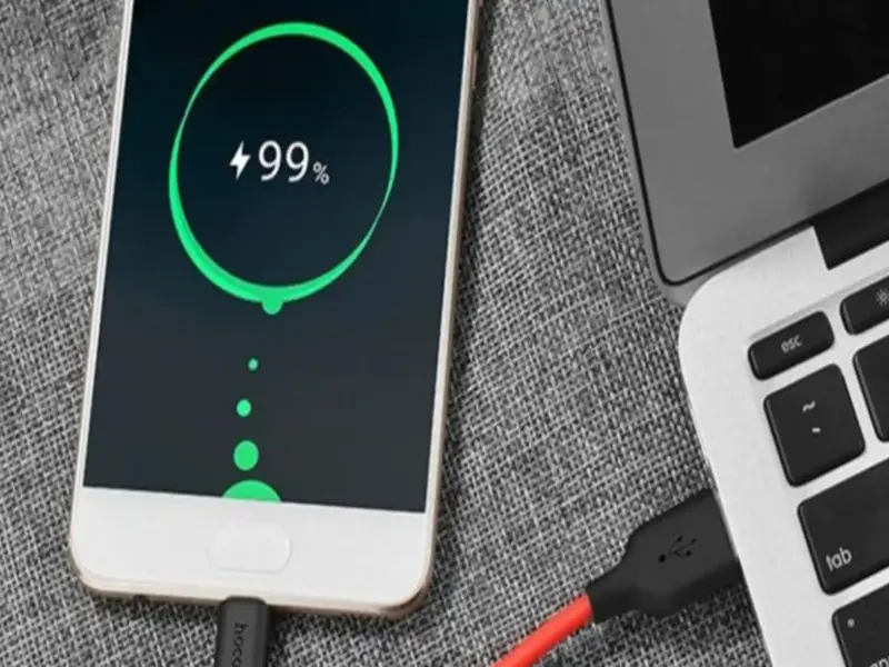 Smartphone Tips: Do you also charge your phone to 100%? Find out its biggest drawback..