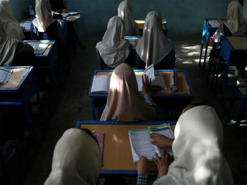 Pakistan: Peshawar Varsity employees stage protest over delayed salaries and pensions, block Jamrud Road as financial crisis deepens