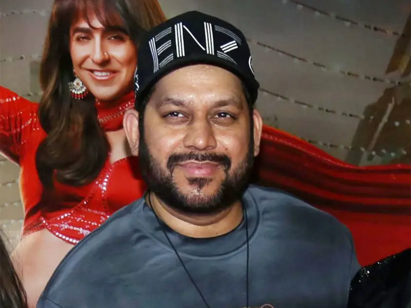 Director's Hypocrisy: Slams Remakes, Steals Ideas