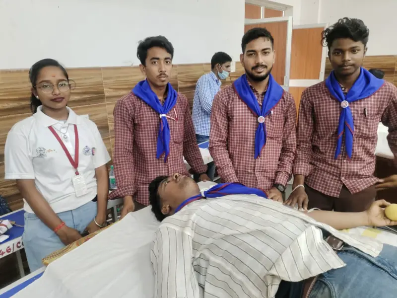 ଚୌଦ୍ୱାର ମହାବିଦ୍ୟାଳୟରେ ବିଶାଳ ରକ୍ତଦାନ ଶିବିର: ଓଡ଼ିଆ ପକ୍ଷ ପାଳନରେ ମାନବତାର ଅନନ୍ୟ ଦୃଷ୍ଟାନ୍ତ ।।