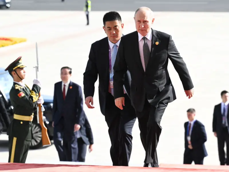 From Poop Suitcase To Bulky Bodyguards: Inside Putin's Unbelievable Security Arrangements, How Russia Protects Its President  | Explained