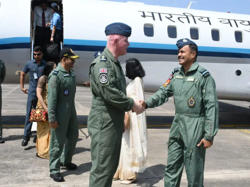 UK Royal Air Force Chief visits Gwalior airbase, gains first-hand insight into IAF operations